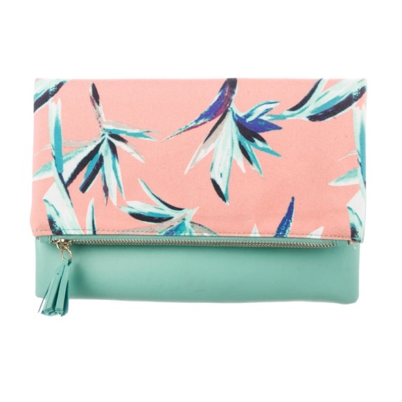 Rachel Pally Reversible Rectangular Tropical Foldover Clutch - Picture 1 of 12